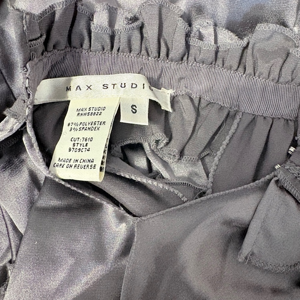 Max Studio Gray Ruffle Halter Top - Picture 3 of 3